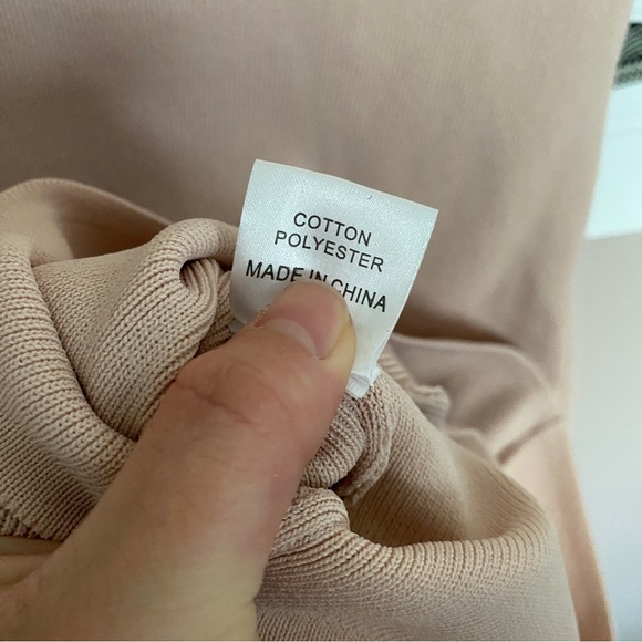 NWT Hello Molly Everybody Loves Me Off The Shoulder Mini Dress - Picture 7 of 7